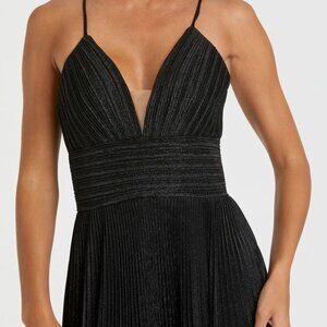 Mac Duggall Long Black metallic lurex gown . Size 4. New, with tags, never worn.